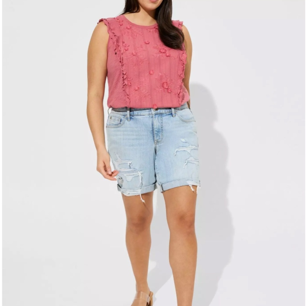 NWT Torrid Cotton Slub Woven Embroidery Front Crew Neck Ruffle Sleeve Top-Pink
